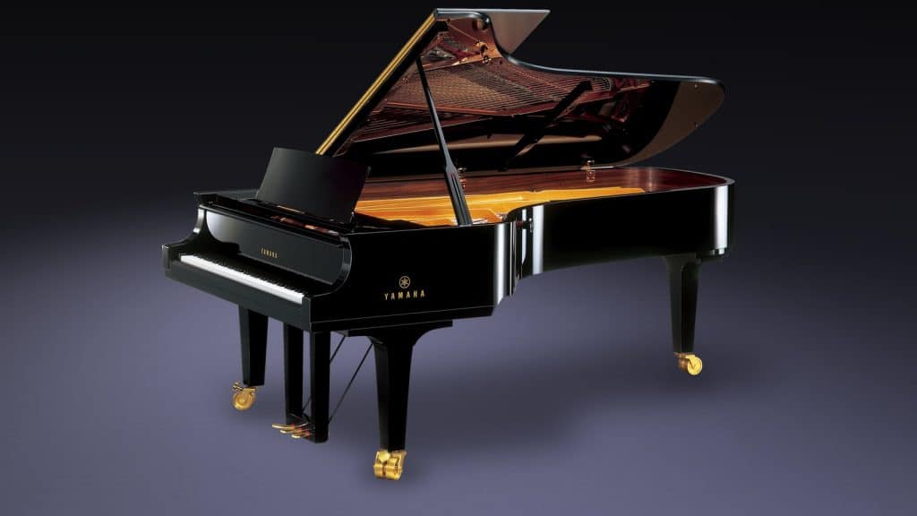 Piano de cola Yamaha CFX para concierto