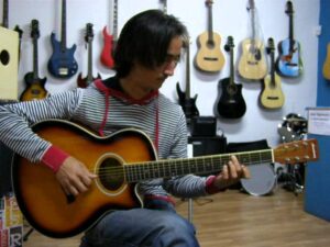 Guitarras Acústicas Academy