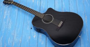 Guitarras Eléctricas de 4,000 Pesos